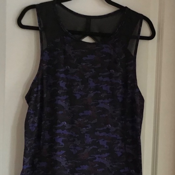Lululemon sculpt tank - Picture 4 of 4